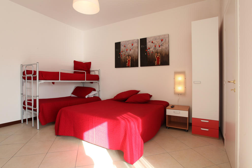 B&B Residenza Bianco Alle Grotte Di Castellana 카스텔라나그로테 객실 사진
