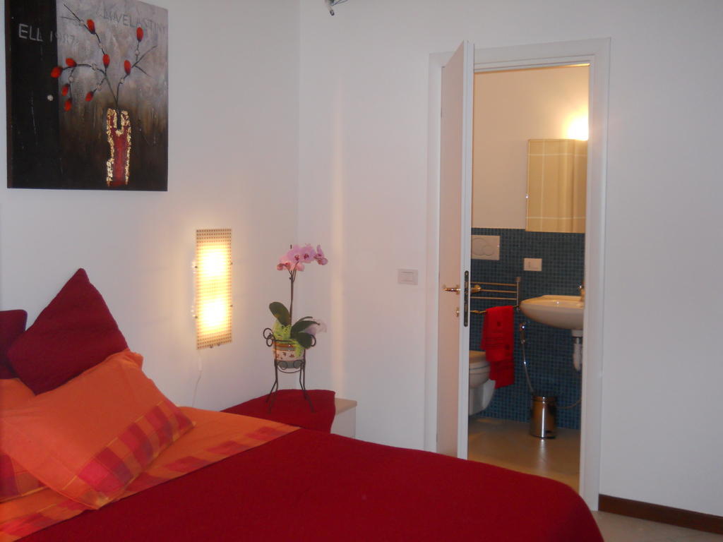 B&B Residenza Bianco Alle Grotte Di Castellana 카스텔라나그로테 객실 사진